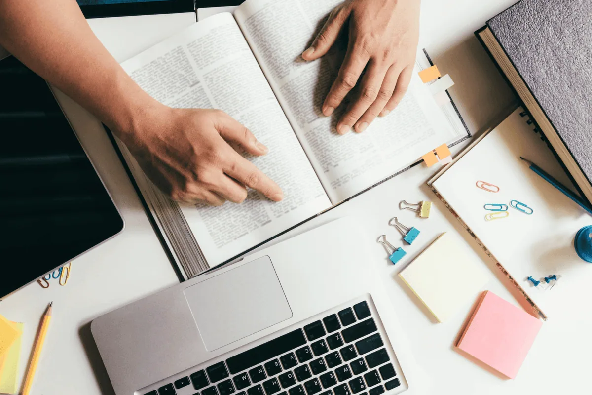 ler um artigo científico em inglês